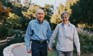 Người giàu Mỹ xếp hàng chờ vào các khu hưu trí xa hoa